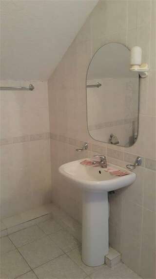 Гостевой дом У Прокопа Суздаль Бюджетный двухместный номер с 1 кроватью-5